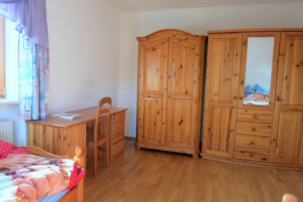 Bergmann Apartment Burgkirchen an der Alz Luaran gambar