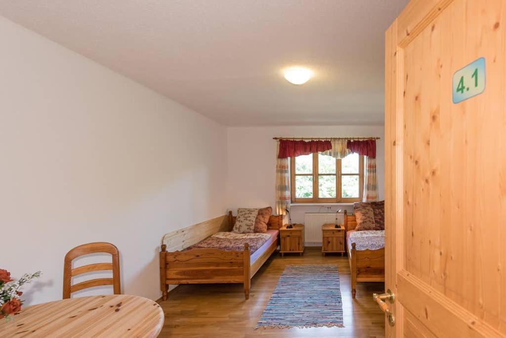 Bergmann Apartment Burgkirchen an der Alz Luaran gambar