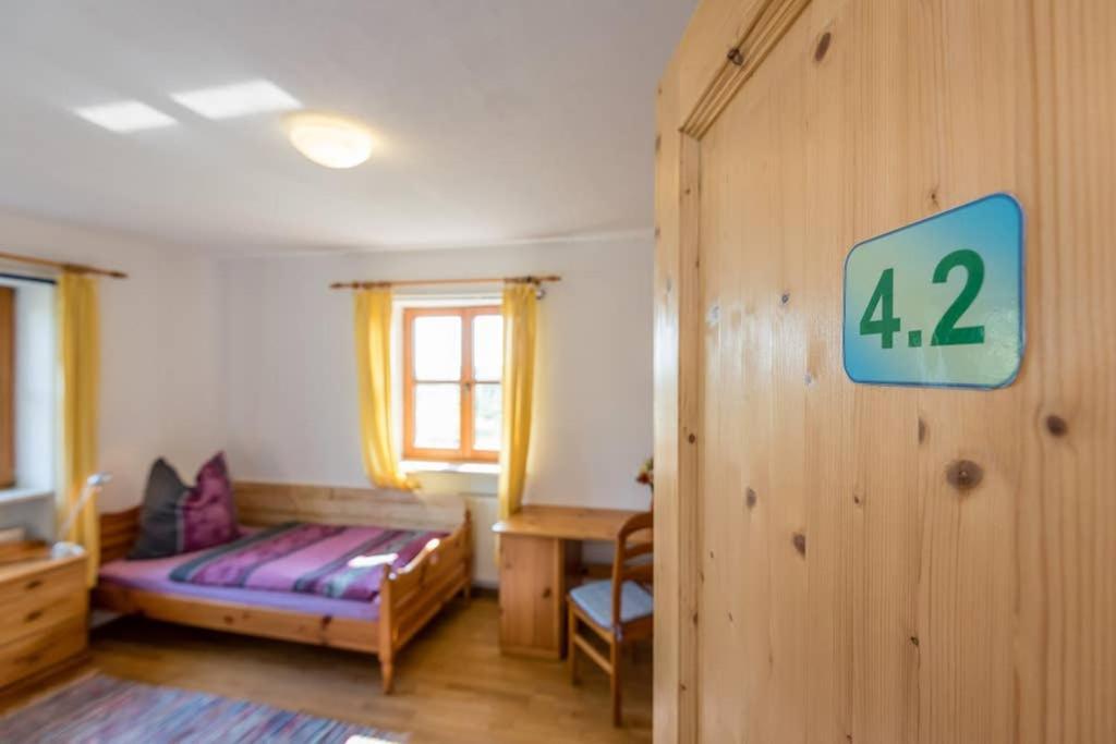 Bergmann Apartment Burgkirchen an der Alz Luaran gambar